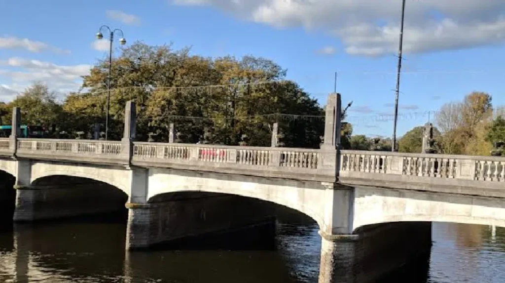 What Makes Cowbridge Wales a Historic and Thriving Market Town