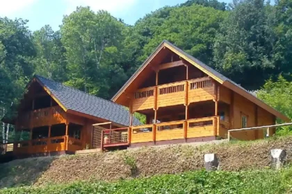 Why Are Wooden Cabins Wales Becoming the Supreme Travel Trend