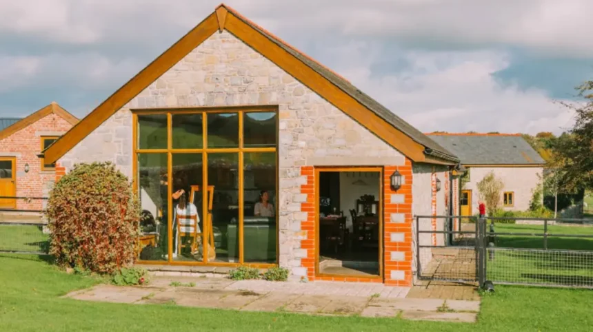 What Are the Components of Wedding Packages South Wales Venues Offer?