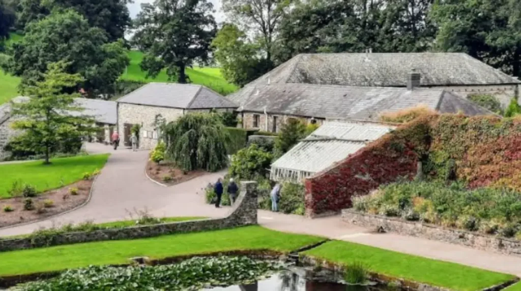 What Makes Aberglasney Wales a Historic Horticultural Landmark