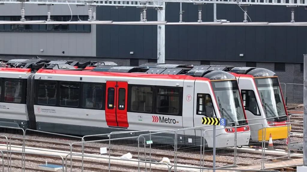 How to Travel from Cardiff Wales to London by Train