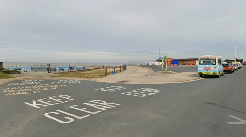 Which Beaches in Wales Are Best for Coastal Travel and Marine Recreation
