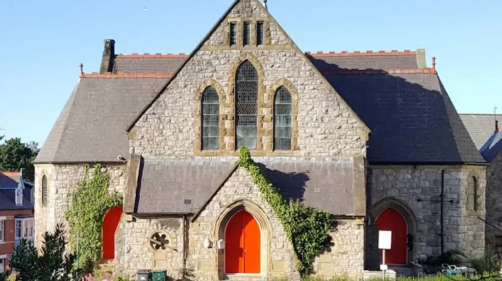 What Is the Weather in Rhos on Sea North Wales Year-Round?