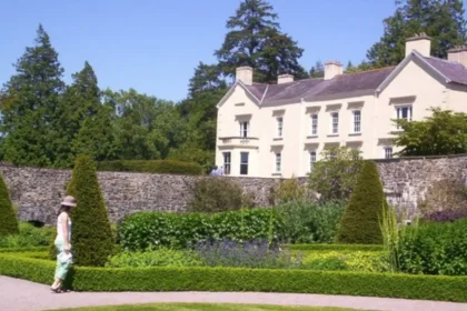 What Makes Aberglasney Wales a Historic Horticultural Landmark