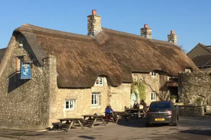 What is the history of the Blue Anchor Inn Wales