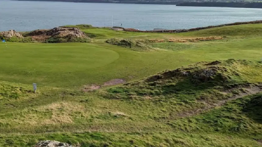 What makes Nefyn and District Golf Club Wales a world coastal layout