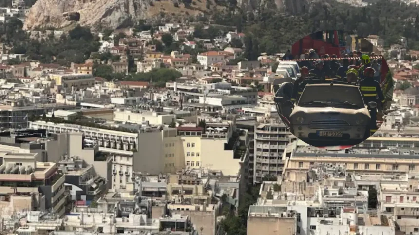Athens Acropolis Blast Leaves Two Injured in Plaka