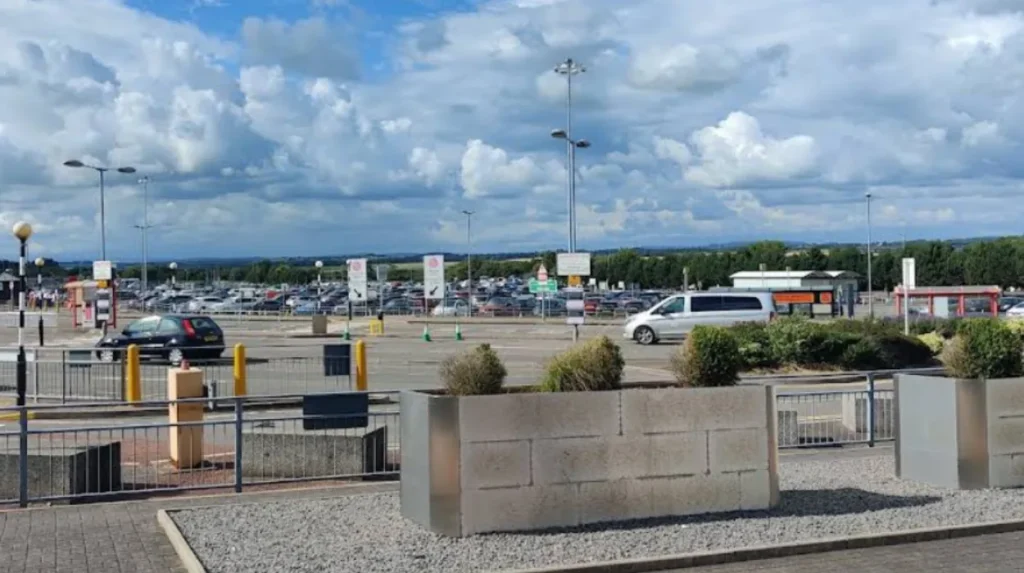 How to Find and Book Flights to Dublin from Cardiff Wales