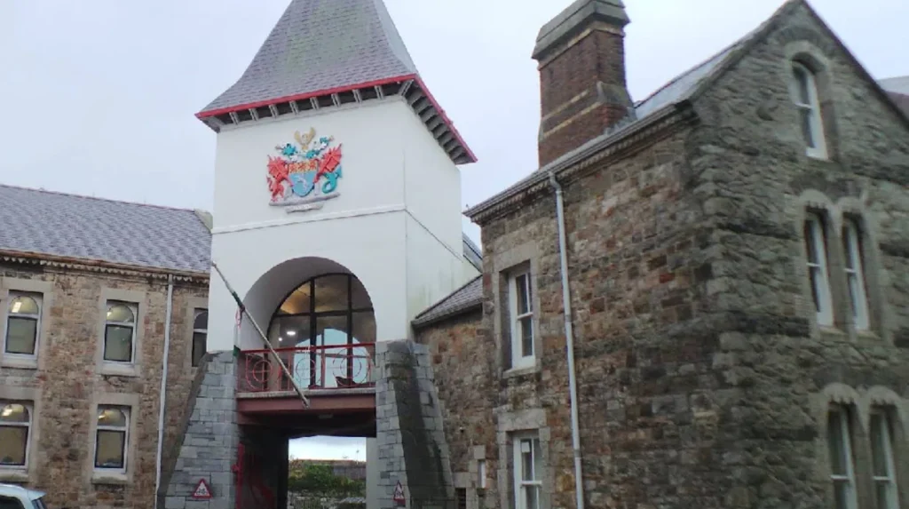 What Is the North Wales Chronicle and How Was It Established