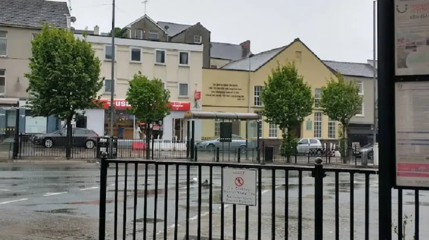 How Can Passengers Obtain and Use a Bus Pass Wales