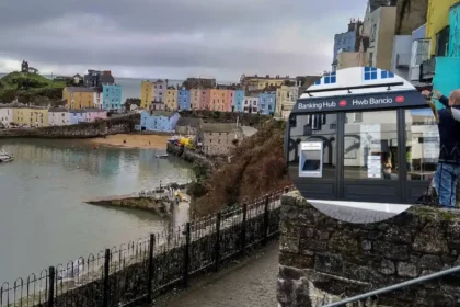 UK 250th banking hub opens in Chepstow, Wales