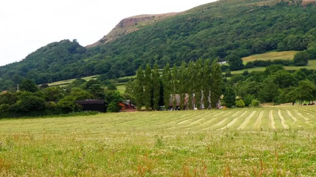 Where Is the Best Place for Camping in Wales Brecon Beacons?