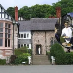 Ex-Savoy chef school dinners St David College serves fine dining 2026