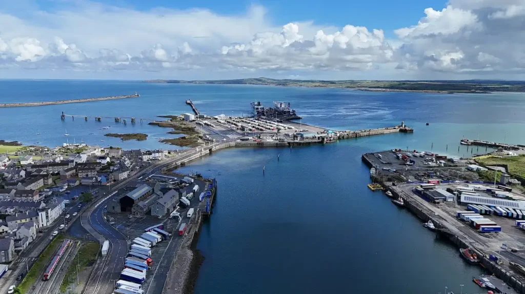 How to Book a Ferry to Ireland From Wales?