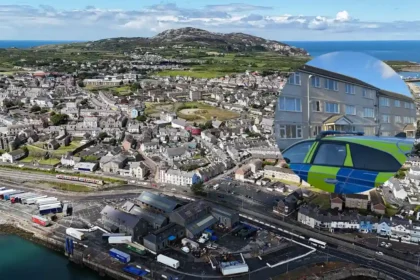 Man Dies in Holyhead Flat as North Wales Police Arrest Local Man