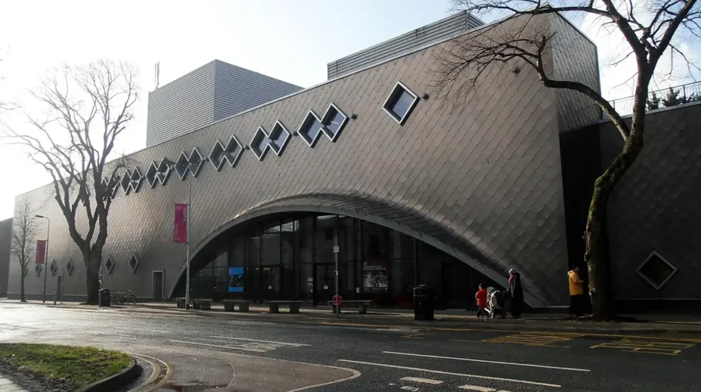 Complete guide to establishing a professional acting career in Wales