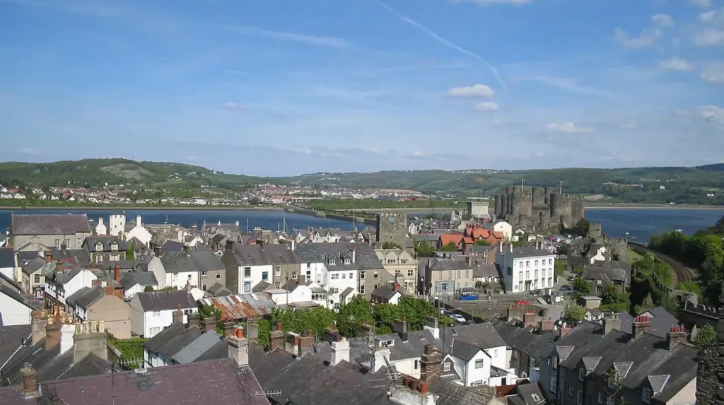 What Is the Smallest House in Conwy North Wales?