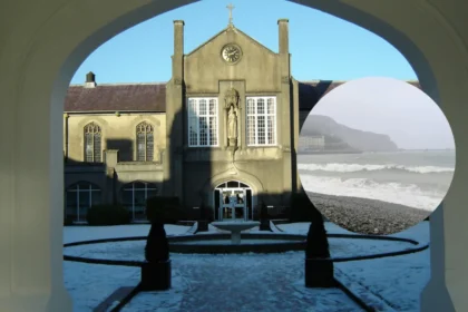 Storm Austen Cuts Power to 3,000 Welsh Homes Amid Travel Chaos 2026
