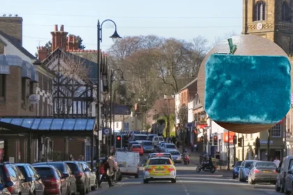 Sychdyn Lost Purse Police Seek Owner With Newport Links 2026