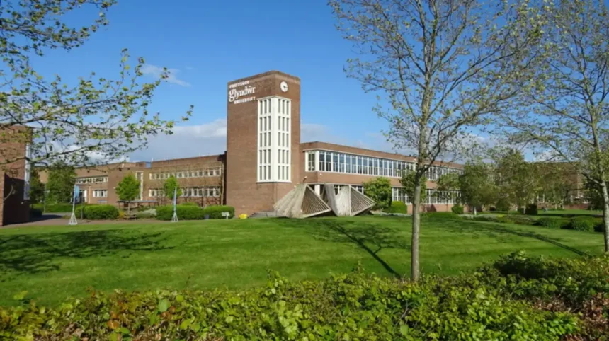 What Is Glyndwr University Wales and How Does It Offer Higher Education