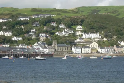 What Is The Penhelig Hotel In Wales And Where Is It Located
