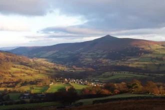 What Is the Height, History, and Route of Sugarloaf Mountain Wales