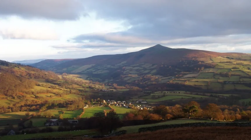 What Is the Height, History, and Route of Sugarloaf Mountain Wales